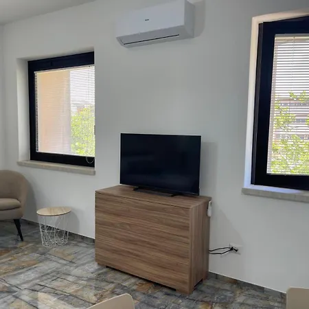 Elda Luxury Monolocale Apartmán *