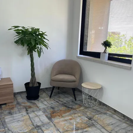 Elda Luxury Monolocale Apartmán *